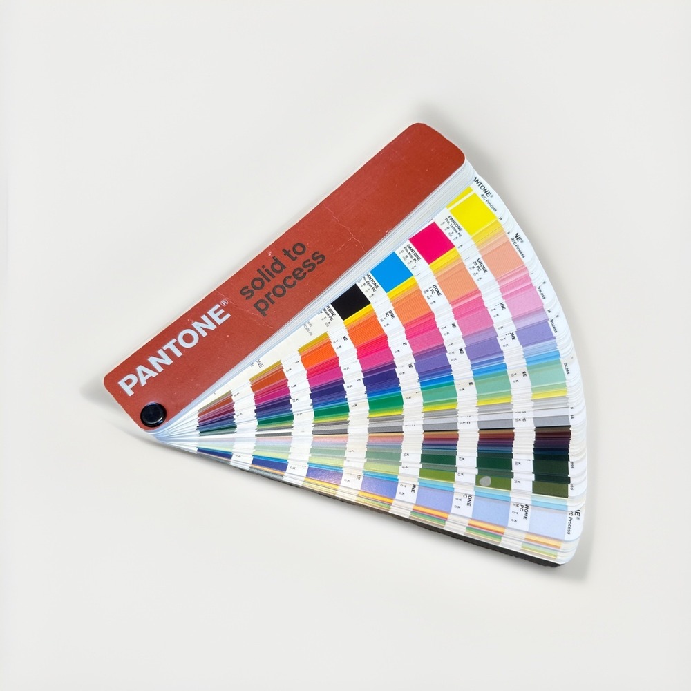 Pantone 7 Lot with Case Formula Guide Color Process Coated Uncoated Color Web - Picture 7 of 9